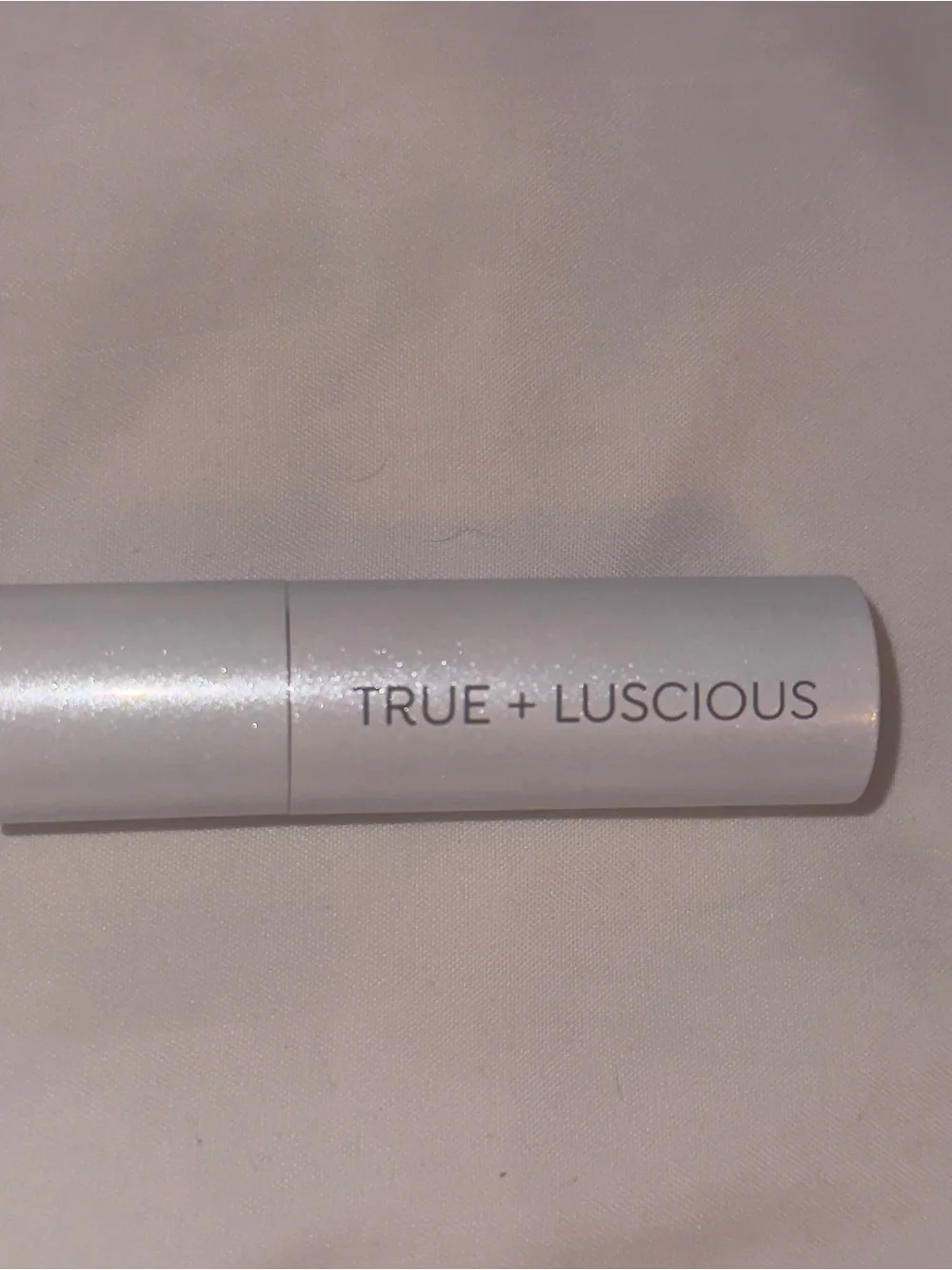 True + Luscious Super Moisture Lipstick Vintage Rose New